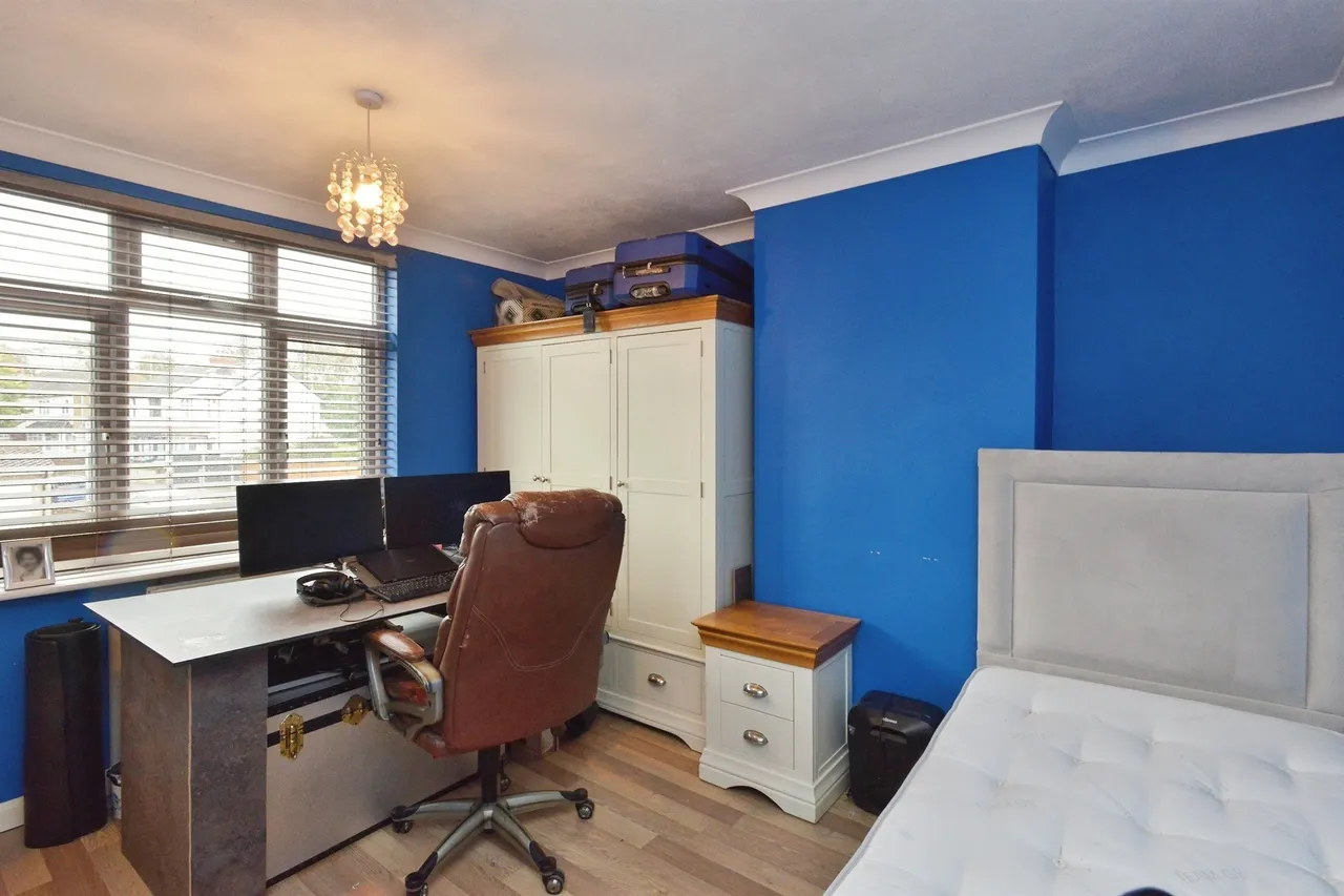 Eaton Avenue, Bletchley, MK2, photo 14