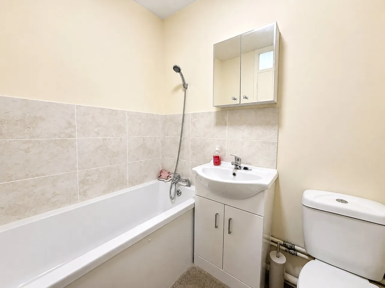 Tongham Road, Aldershot, GU12, photo 5