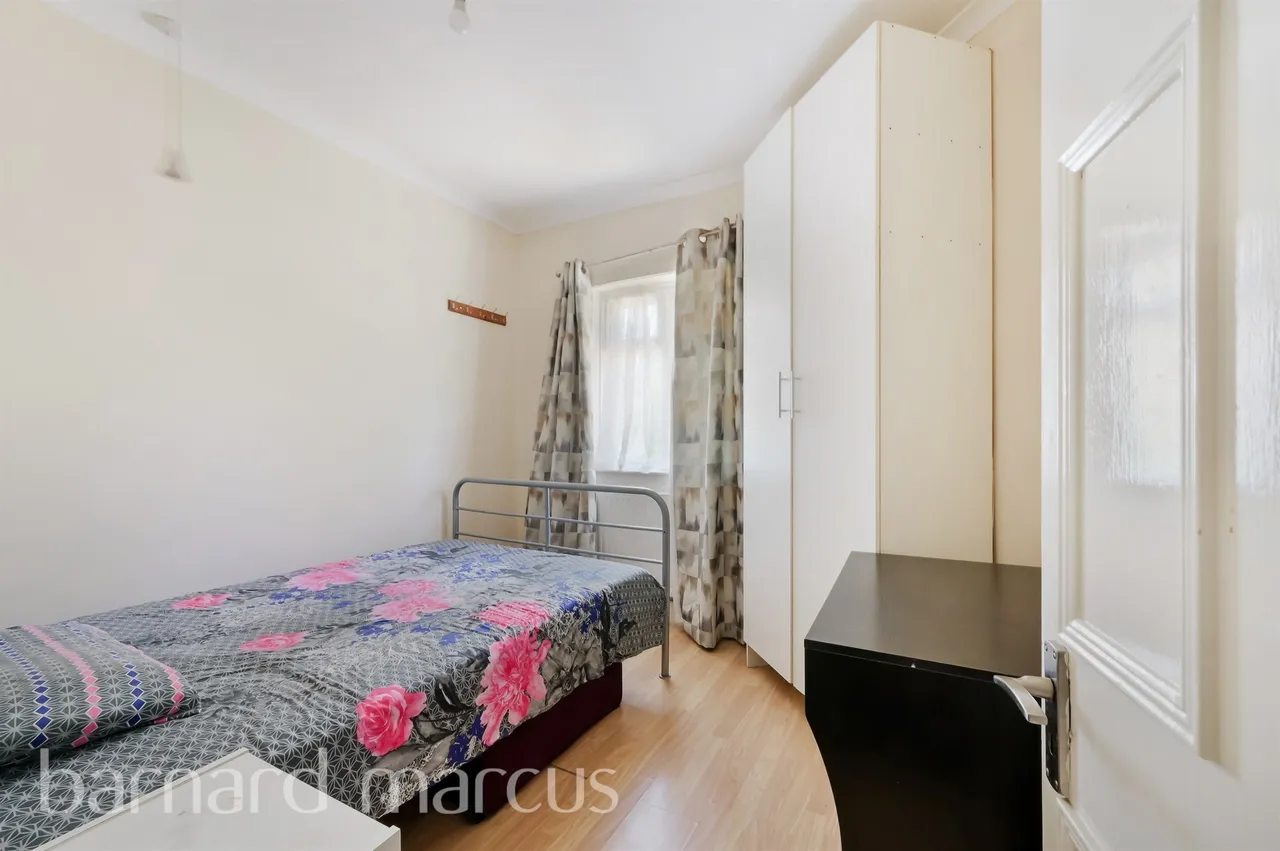 Central Road, Morden, photo 7