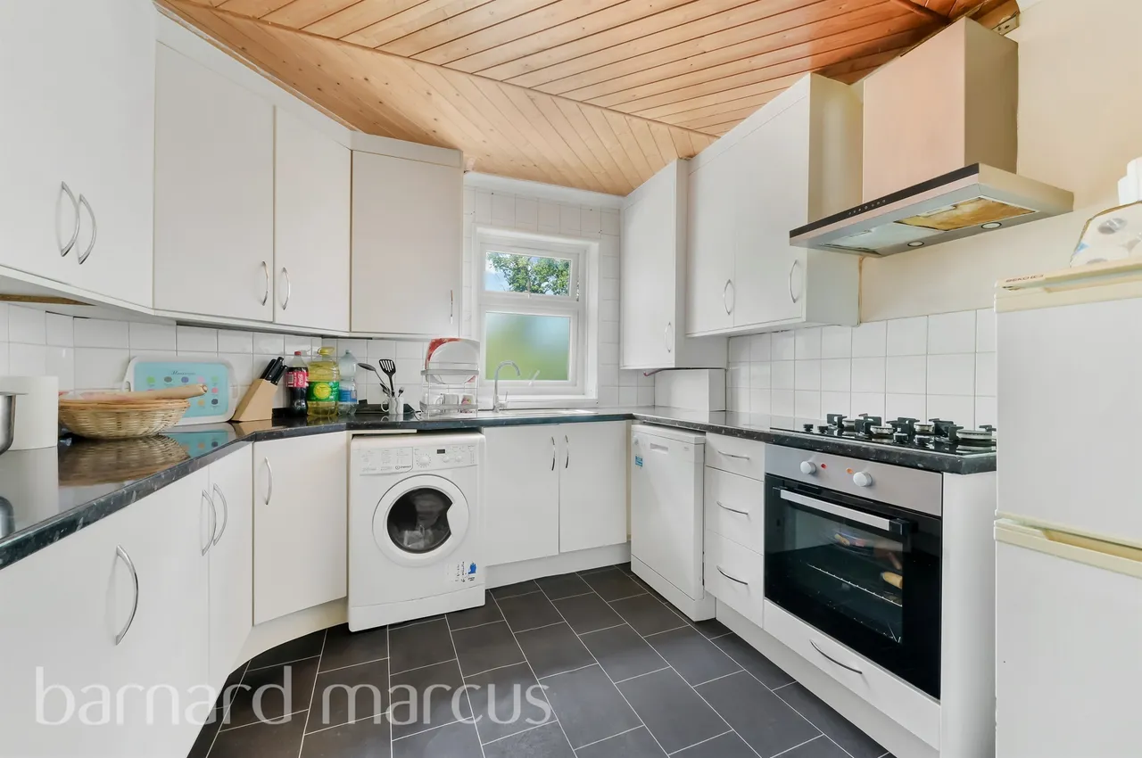 Central Road, Morden, photo 4
