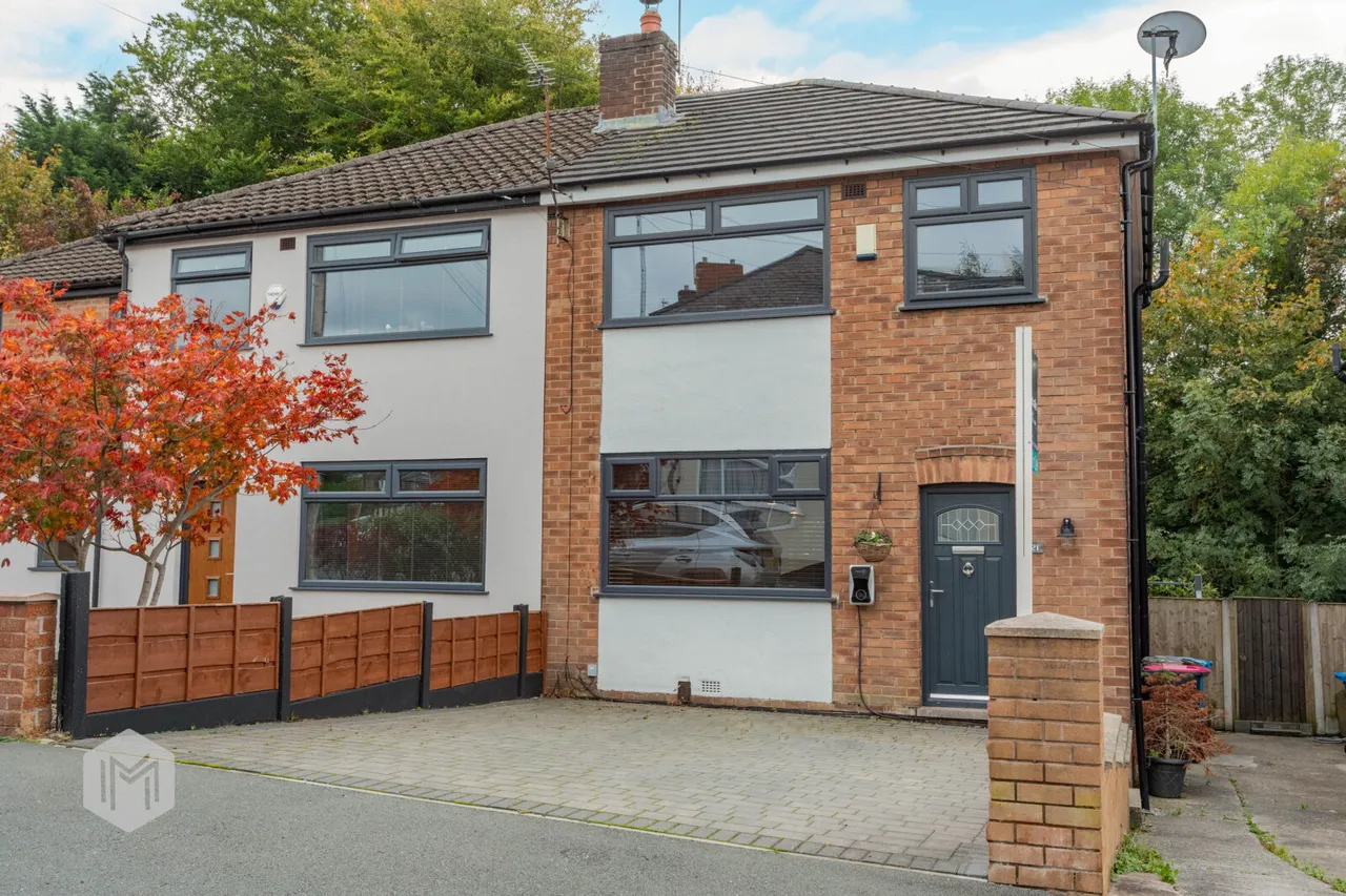 3 bed house for sale — Ringlow Park Road, Swinton, Manchester, M27 0HA