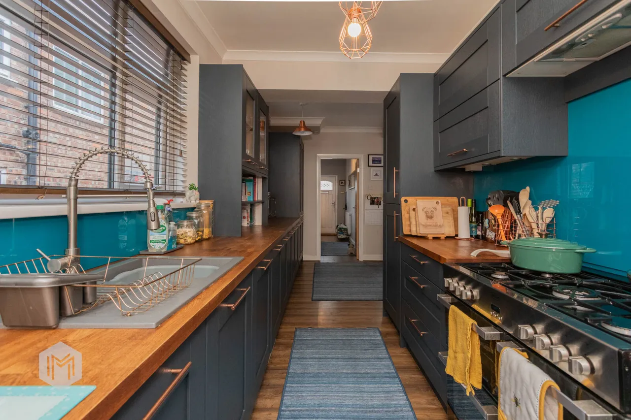 Ringlow Park Road, Swinton, Manchester, M27 0HA, photo 5