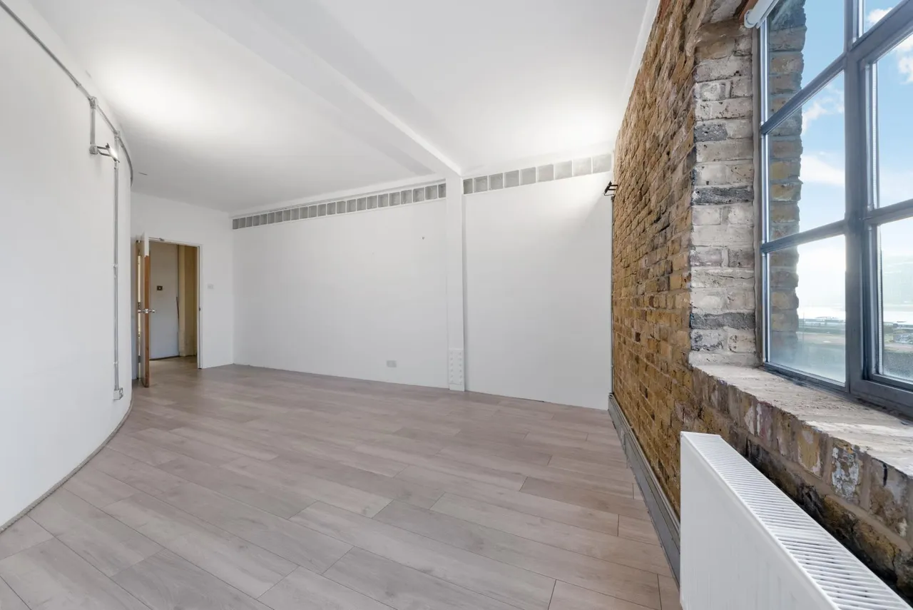 Orchard Place, London, E14, photo 9