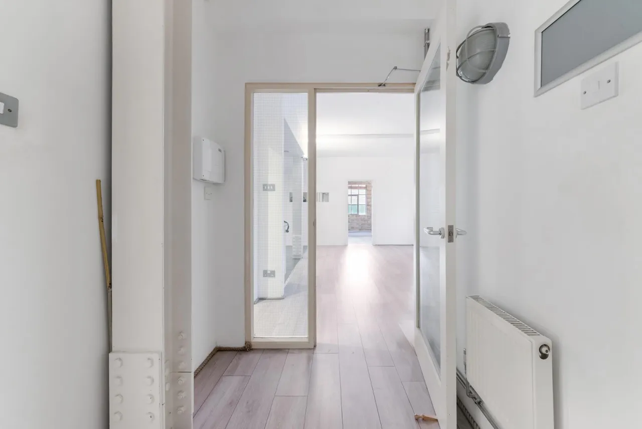 Orchard Place, London, E14, photo 11