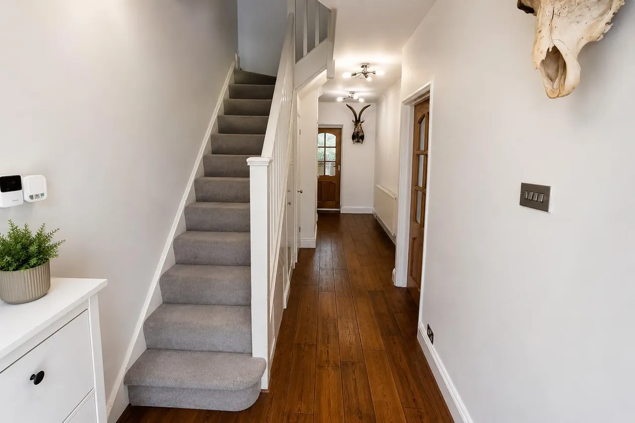 Lambs Lane South, Rainham, RM13, photo 8
