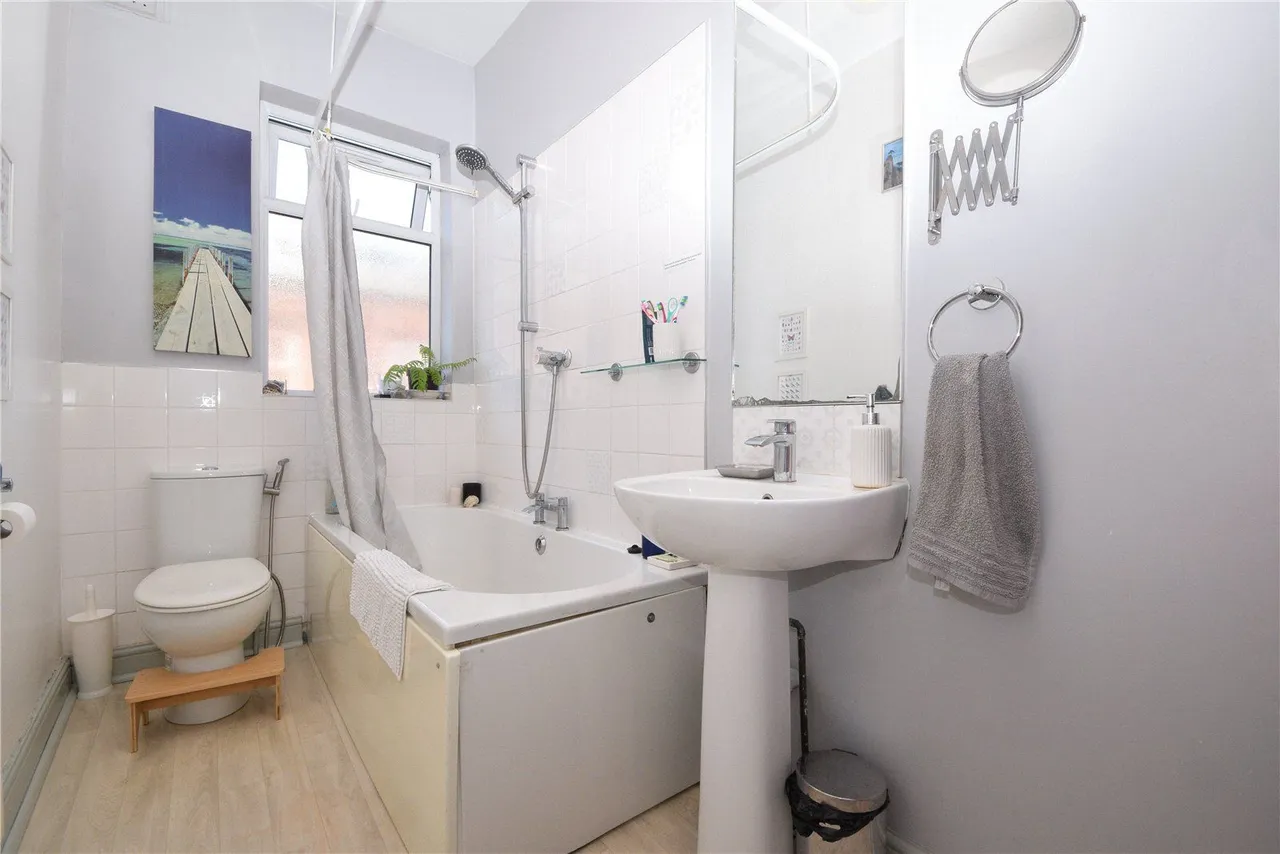 Aberdeen Grove, Leeds, LS12, photo 12