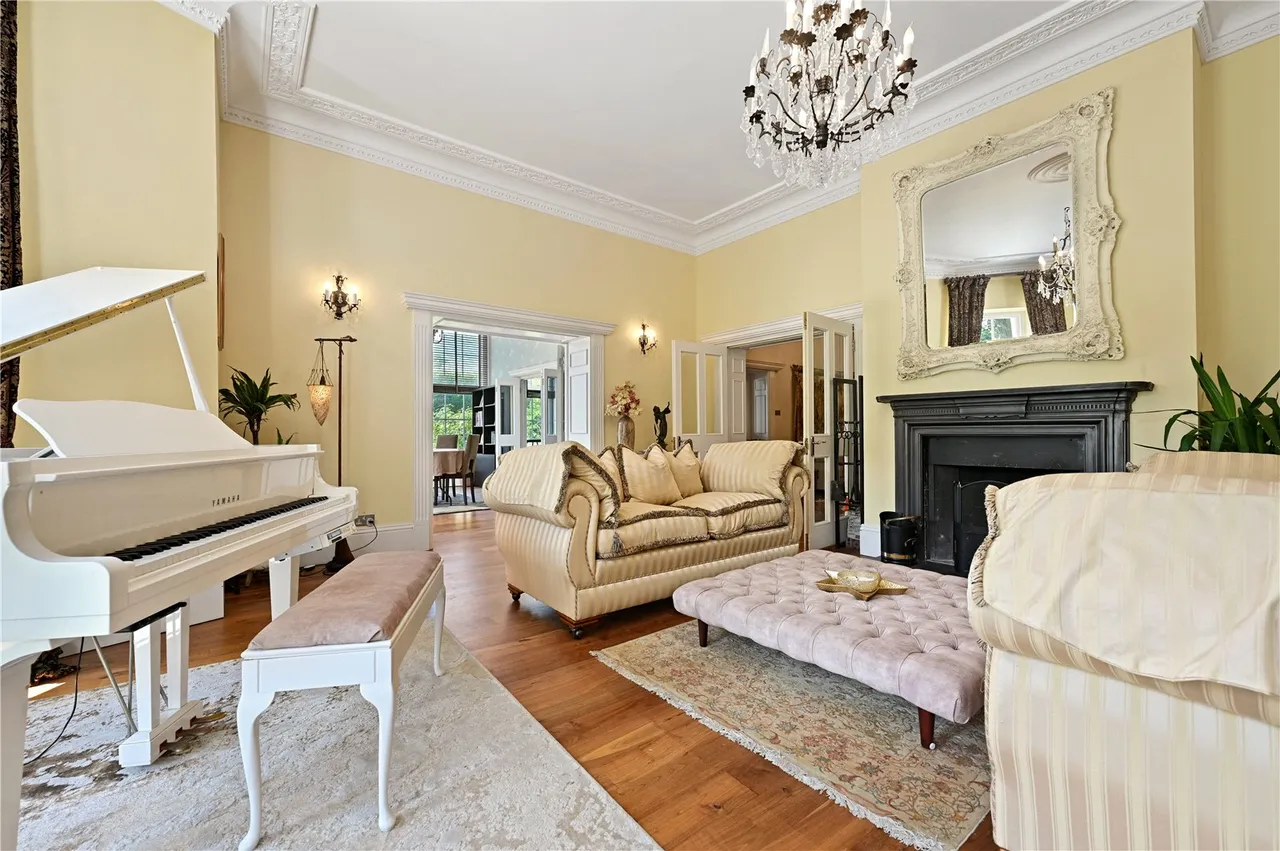 Kentish Lane, Brookmans Park, Hertfordshire, AL9 6JY, photo 10