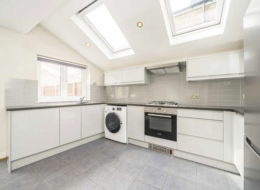 Wolseley Gardens, Chiswick, W4, photo 3