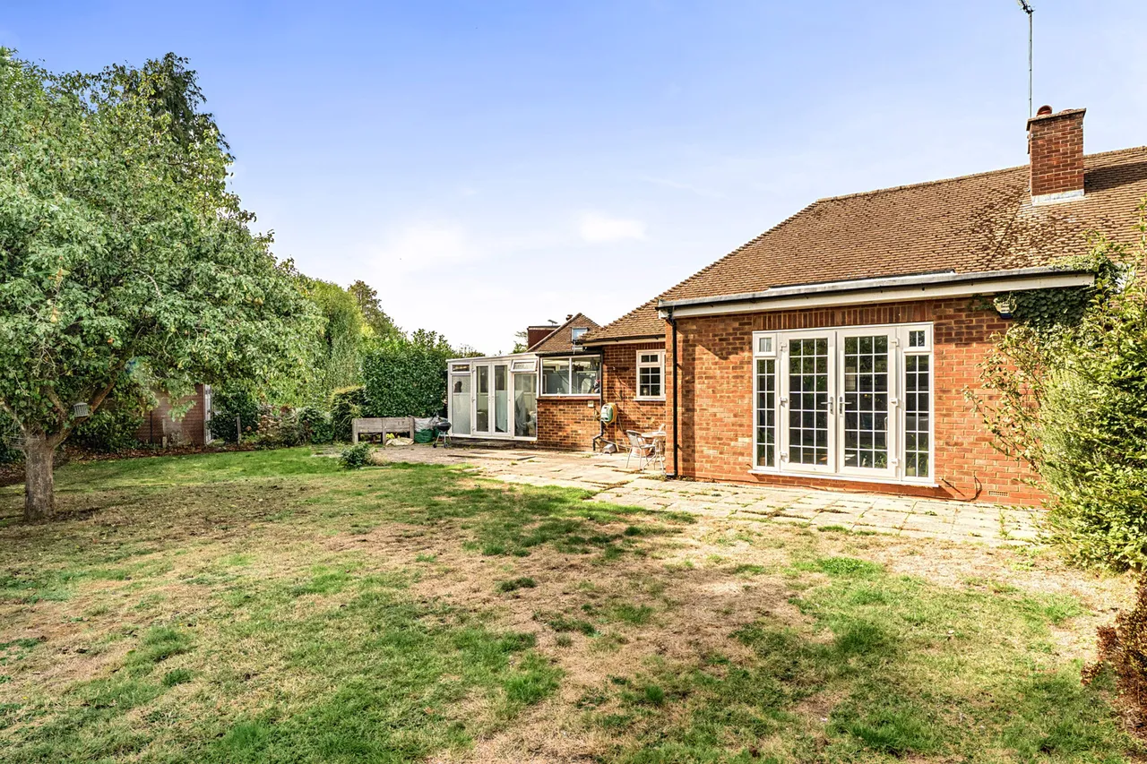 Henley Gardens, Pinner, HA5, photo 4