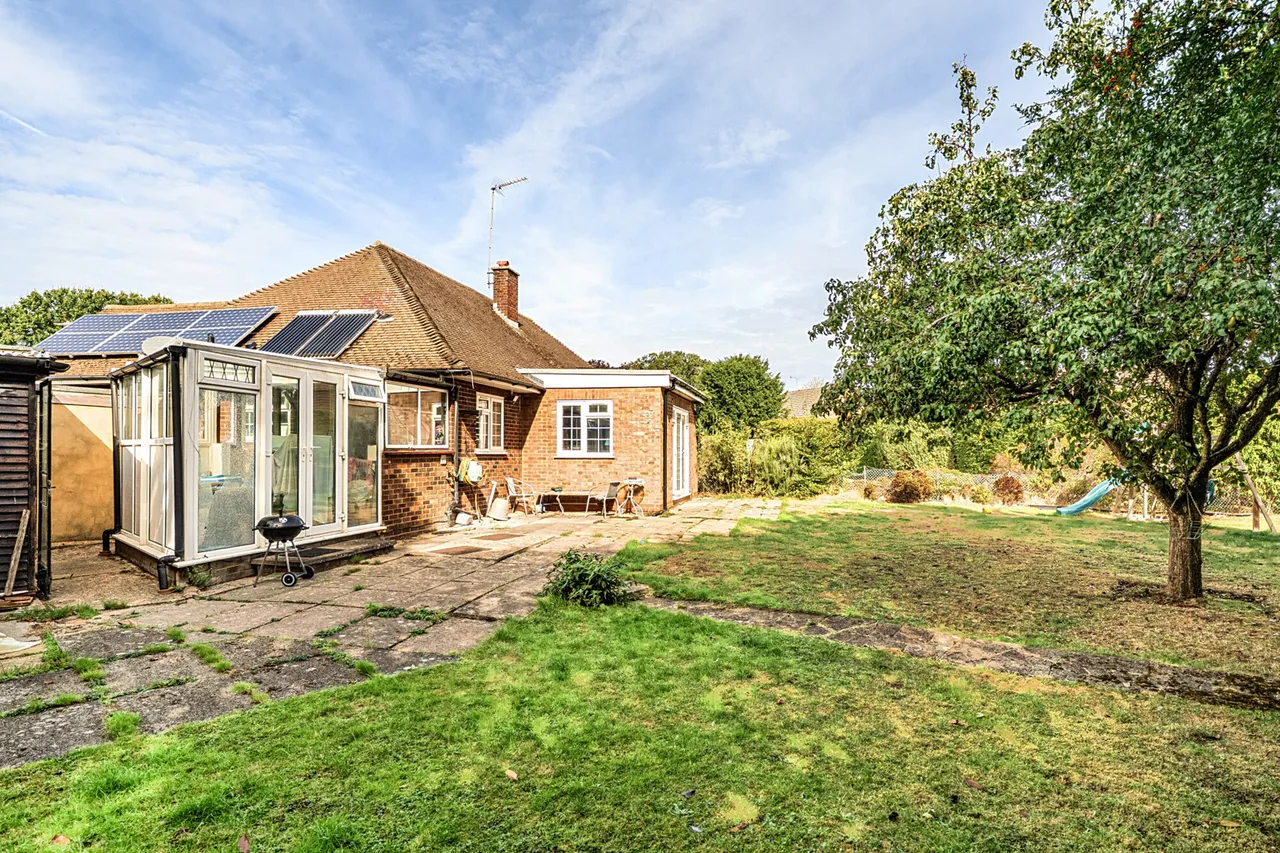 Henley Gardens, Pinner, HA5, photo 10