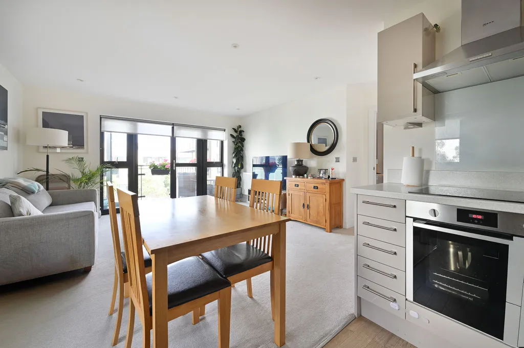 Bessemer Road, Welwyn Garden City AL7 1GH, photo 4
