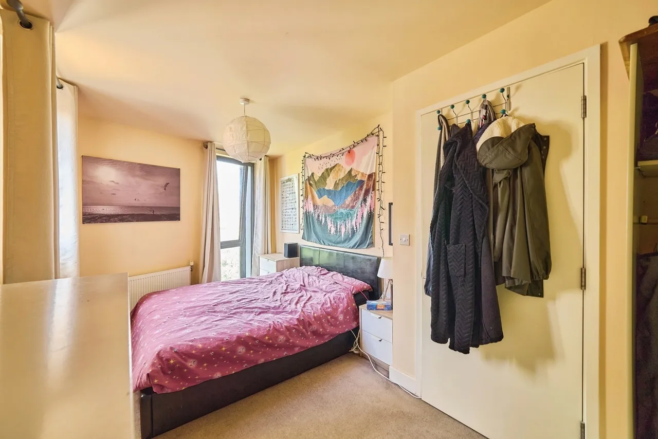 Fords Park Road, London, E16, photo 14