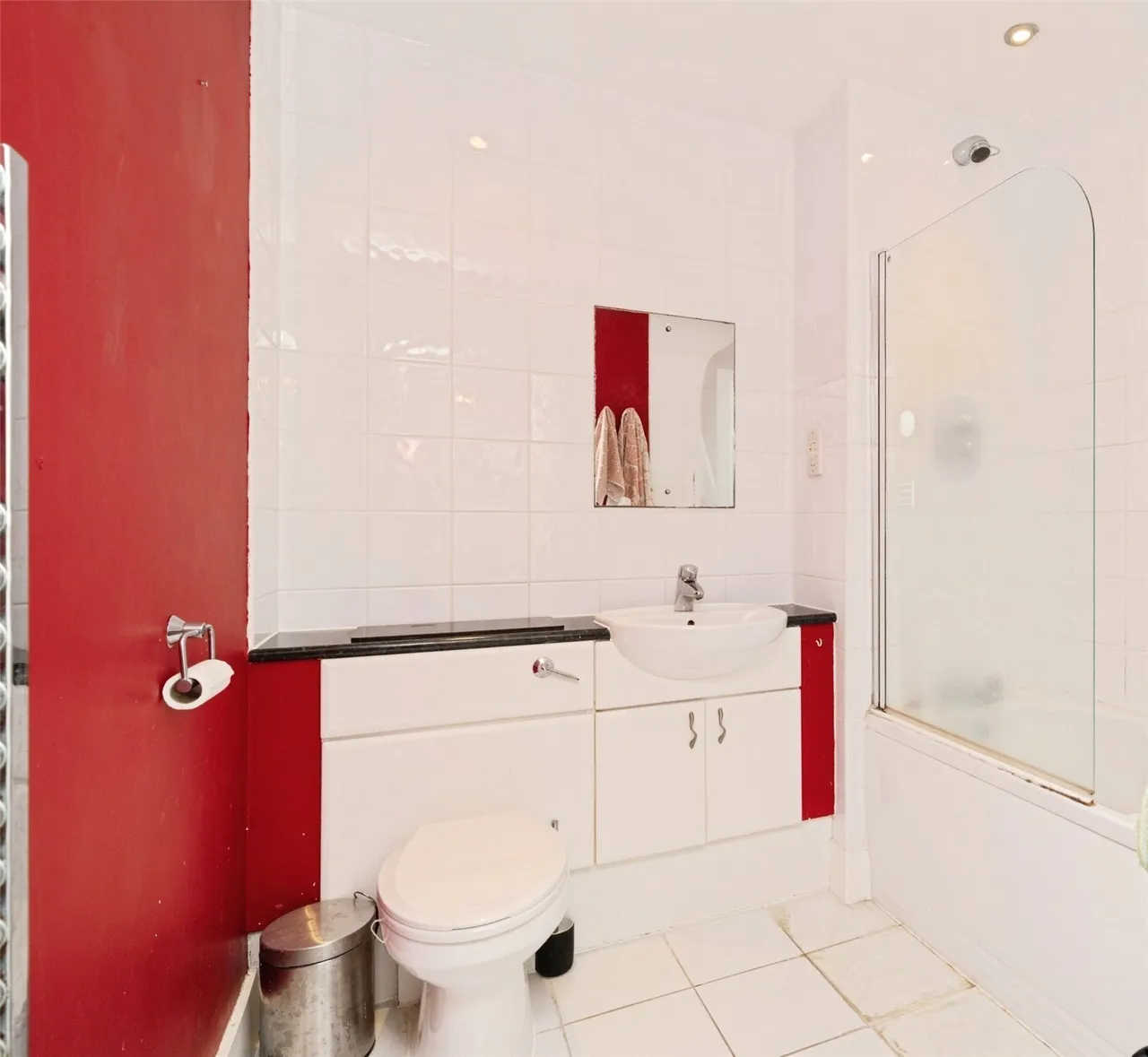 Jones Point, Ferry Court, Cardiff, South Glamorgan, CF11, photo 11
