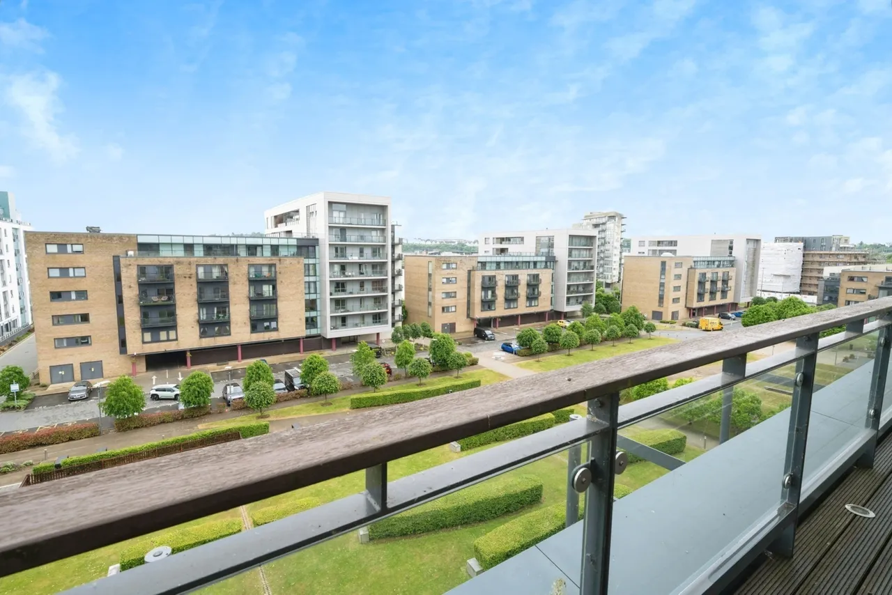 Jones Point, Ferry Court, Cardiff, South Glamorgan, CF11, photo 15