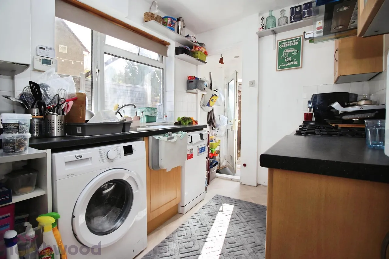 Totteridge Road, High Wycombe, HP13, photo 4