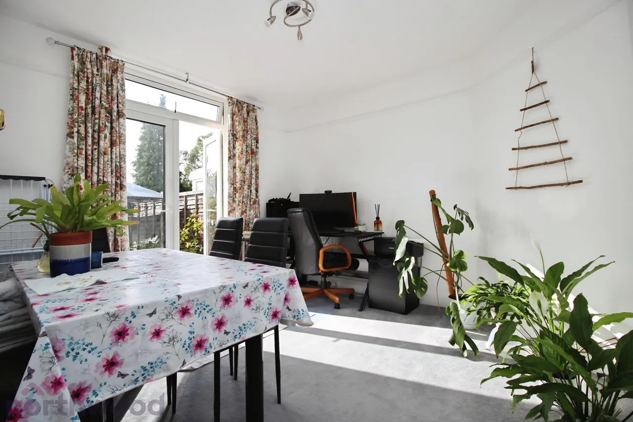 Totteridge Road, High Wycombe, HP13, photo 5