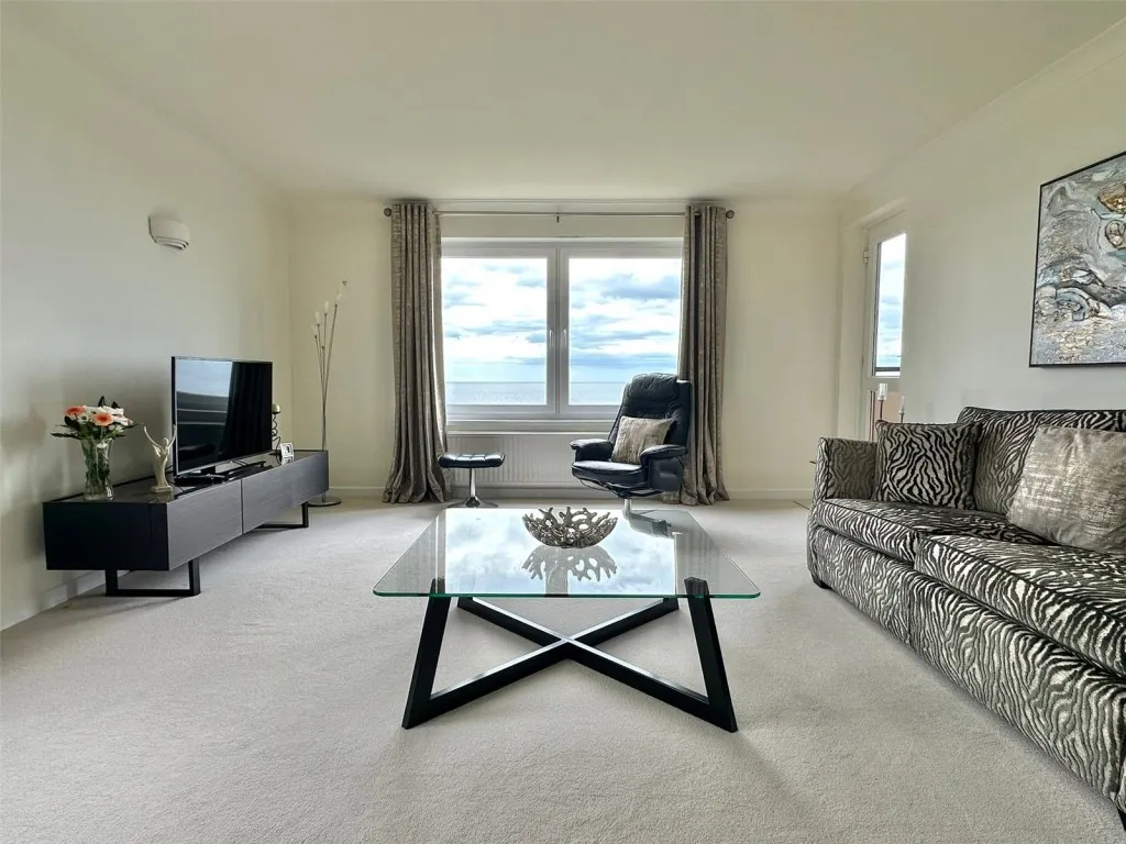 Cornwallis Road, Lymington, photo 7