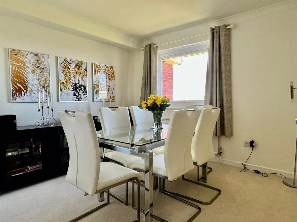 Cornwallis Road, Lymington, photo 10