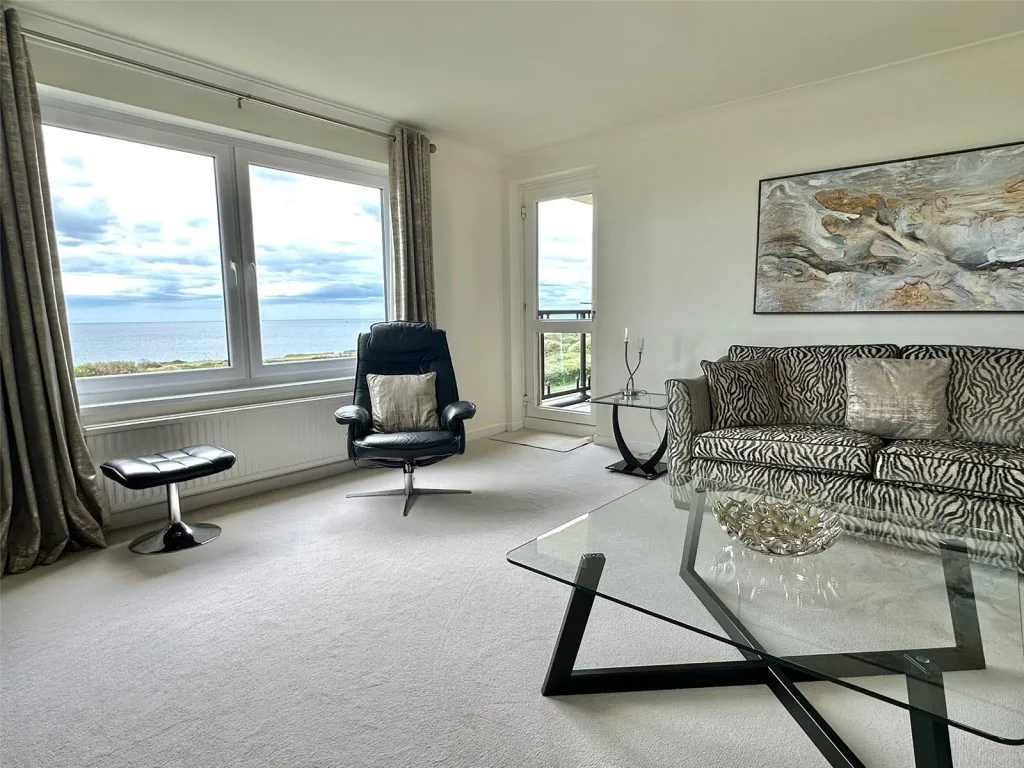 Cornwallis Road, Lymington, photo 8