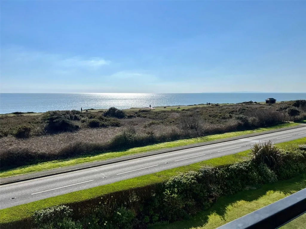 Cornwallis Road, Lymington, photo 15