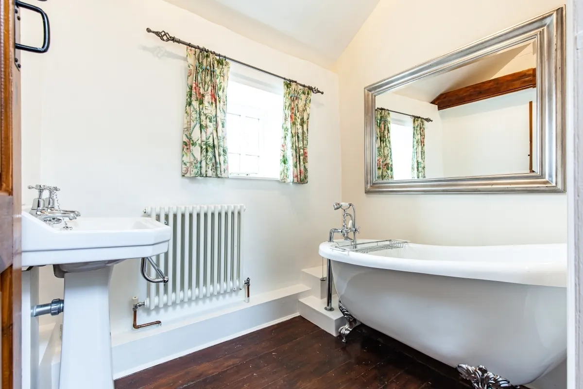 Back Way, Great Haseley, OX44, photo 6