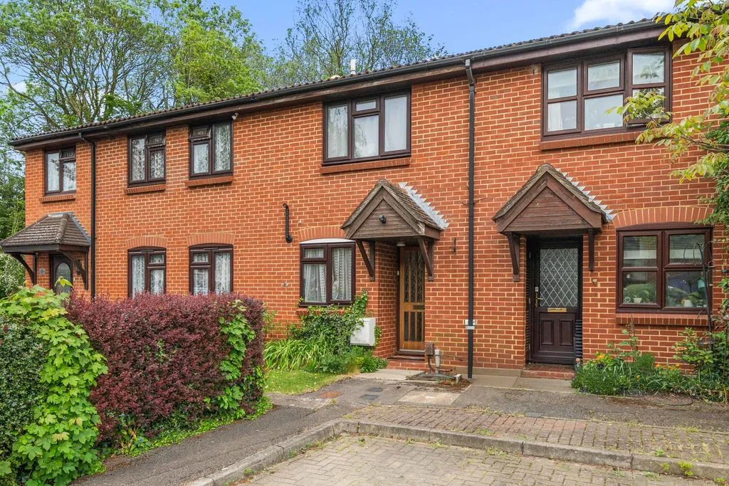 Friars Way, Chertsey KT16 8PW, photo 13