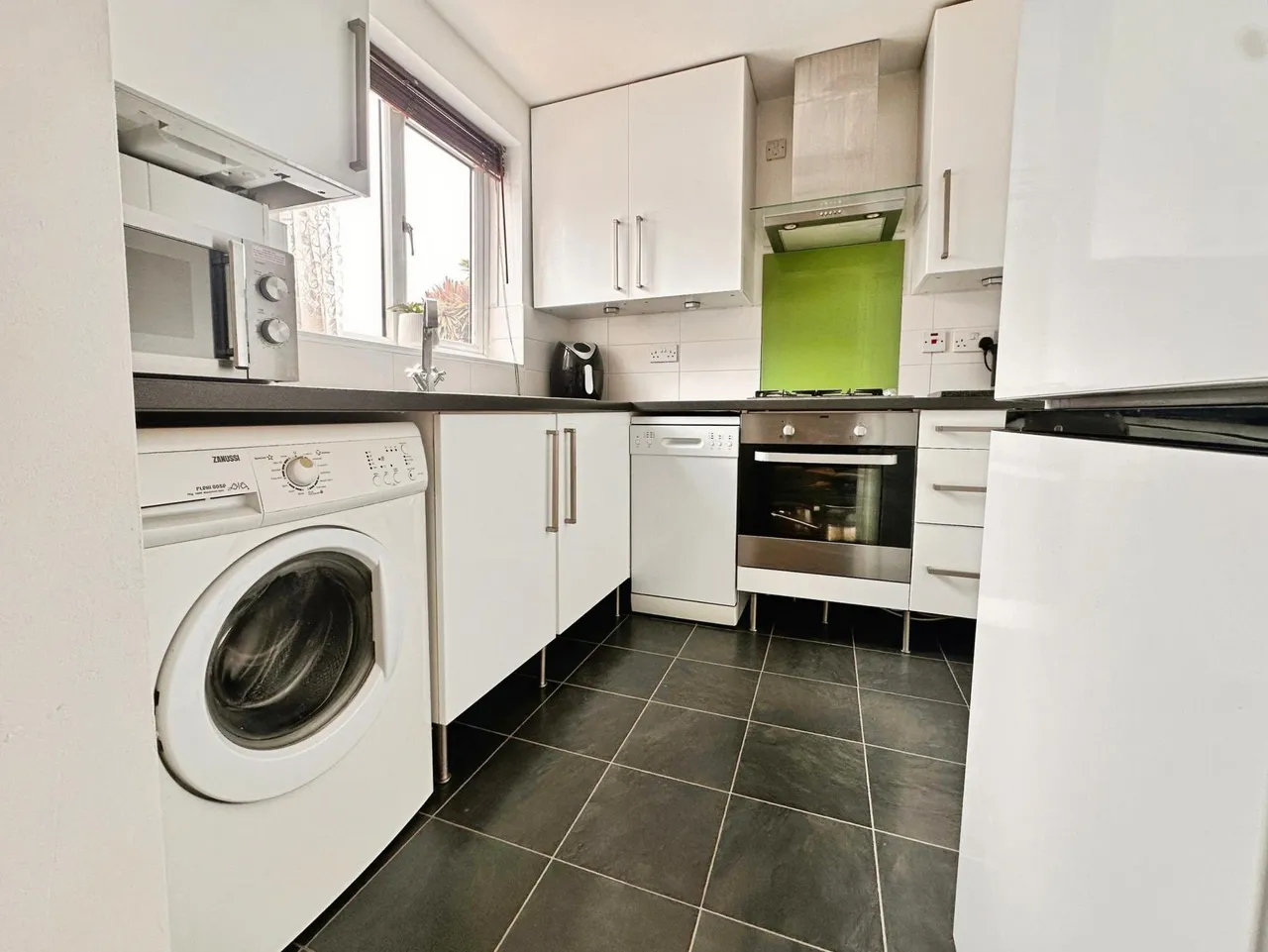 Clerke Drive, Sittingbourne, ME10, photo 2