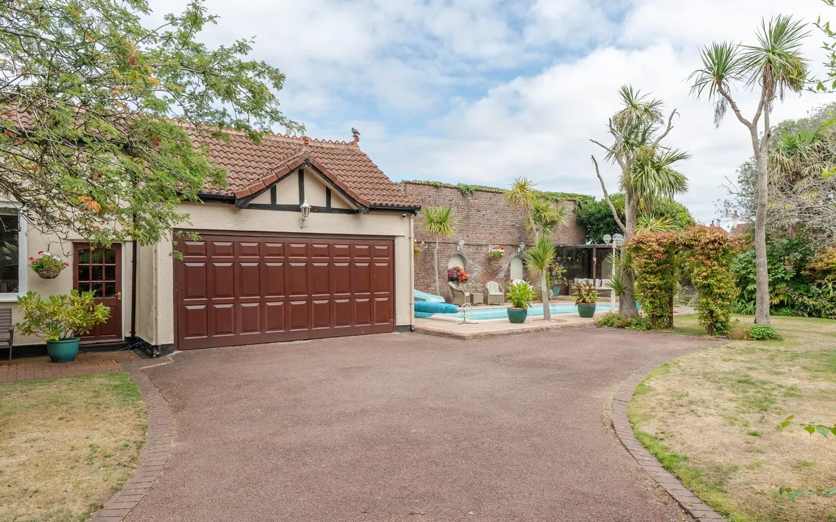 Uphill Road North, Broadoak, BS23, photo 31