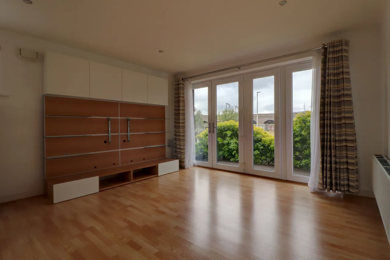 Cubitt Way, Peterborough, PE2, photo 16