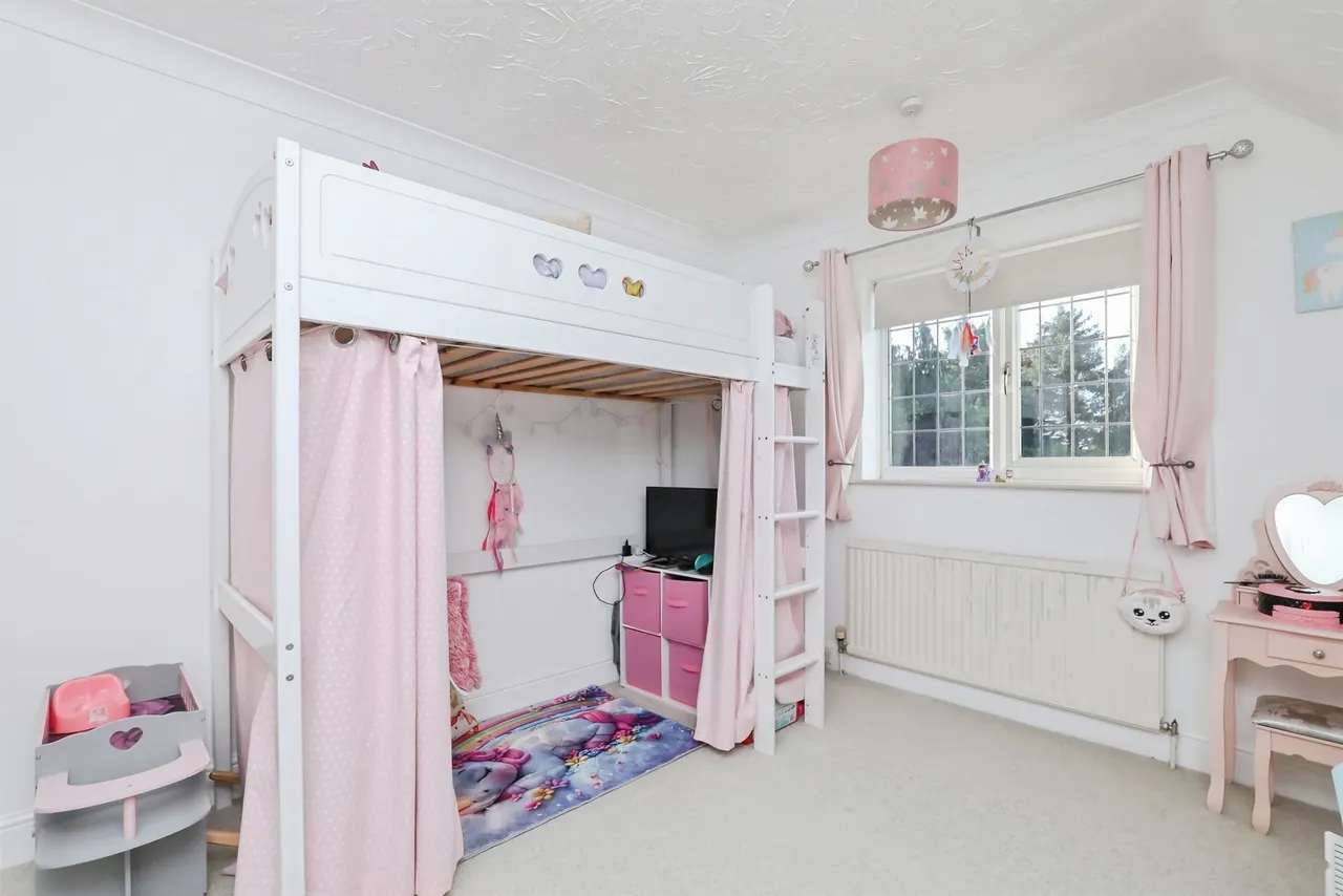 Dereham Road, New Costessey, NR5, photo 12