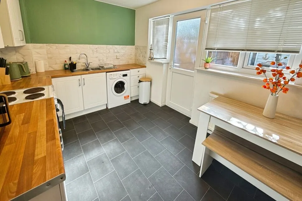 Manchester Road, Clifton, Greater Manchester, M27, photo 5