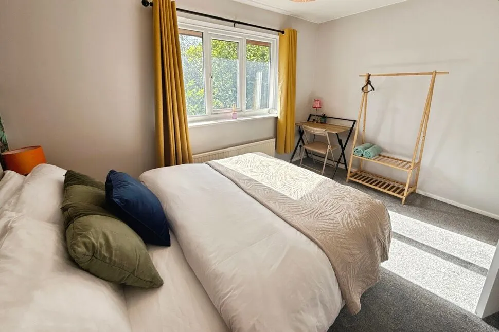 Manchester Road, Clifton, Greater Manchester, M27, photo 9