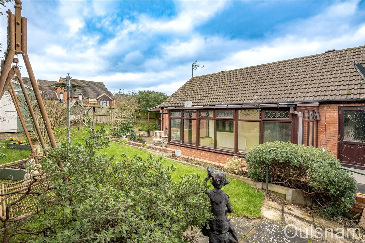 Fairoak Drive, Bromsgrove, Worcestershire, B60 3PN, photo 17