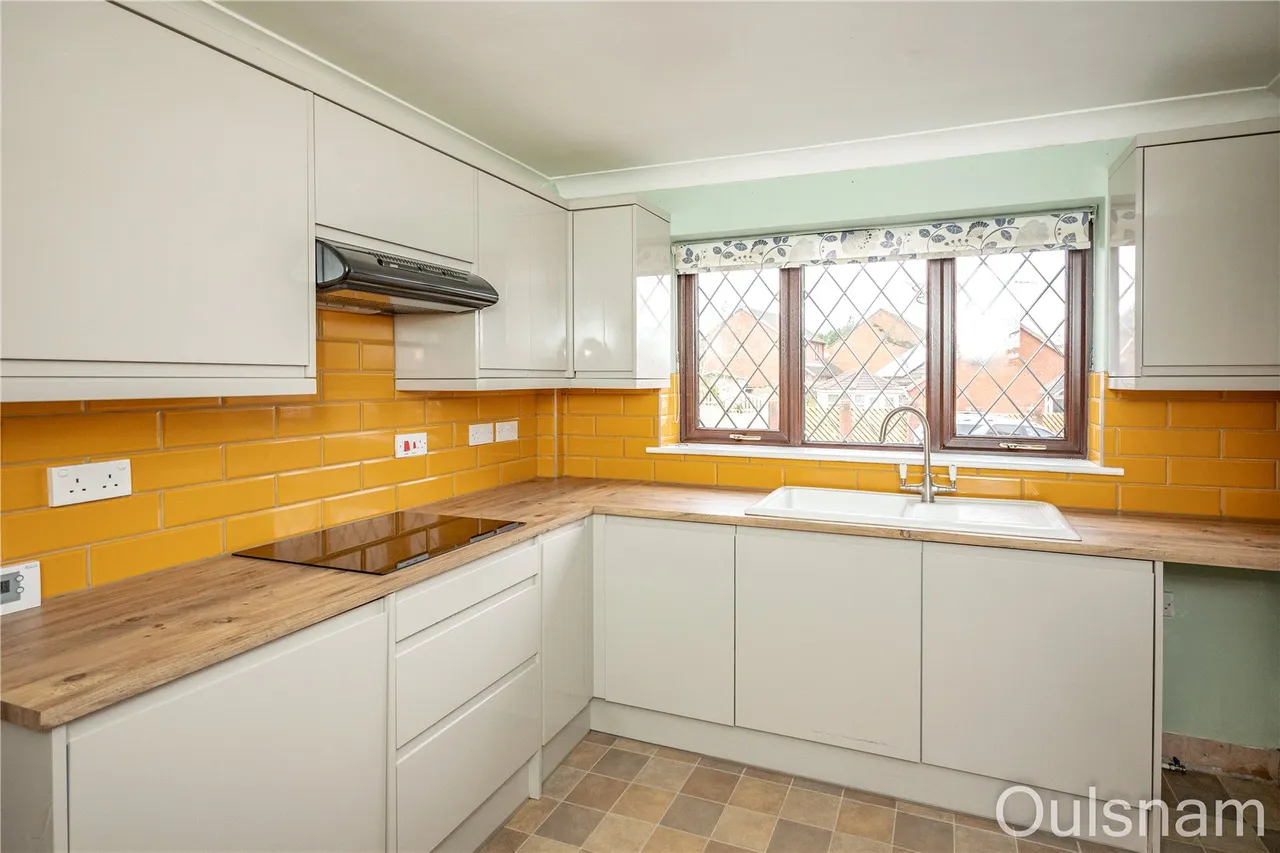 Fairoak Drive, Bromsgrove, Worcestershire, B60 3PN, photo 7