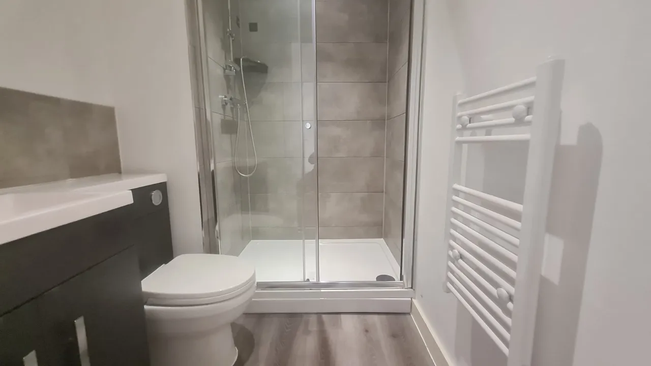 Thornhill Street, Wakefield, WF1, photo 5