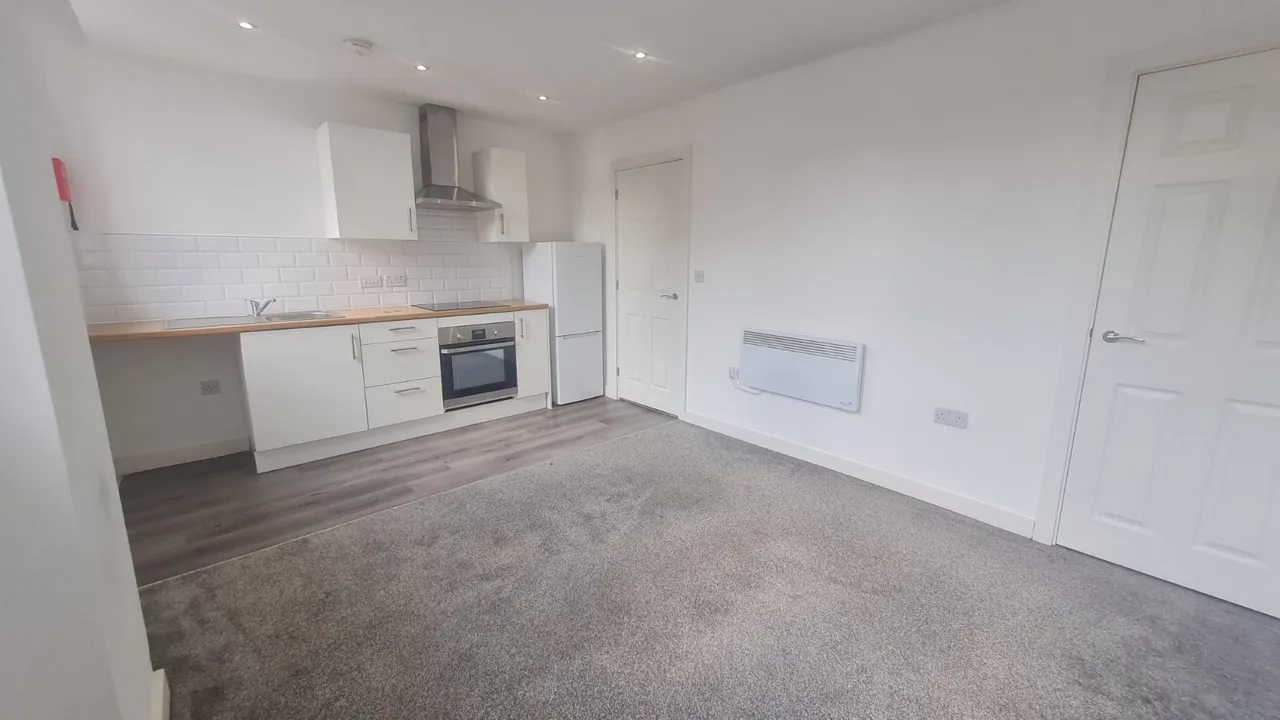1 bed flat to rent, Thornhill Street, Wakefield, WF1