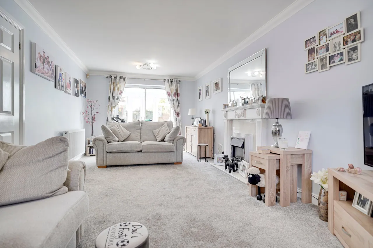 Luxford Place, Sawbridgeworth, CM21, photo 5