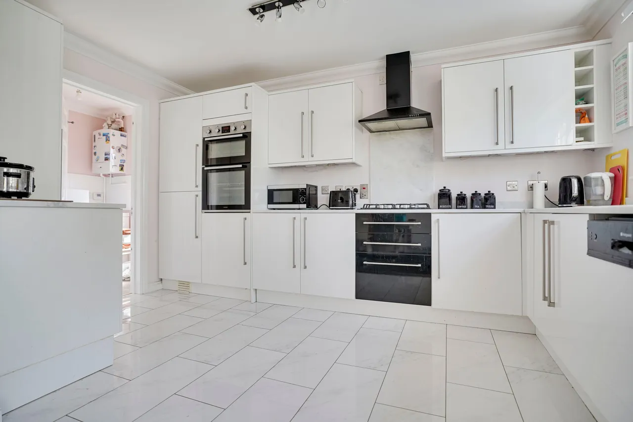 Luxford Place, Sawbridgeworth, CM21, photo 8