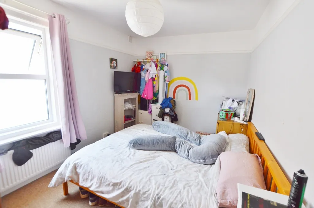 81 Coles Avenue, Poole, BH15 4HJ, photo 8