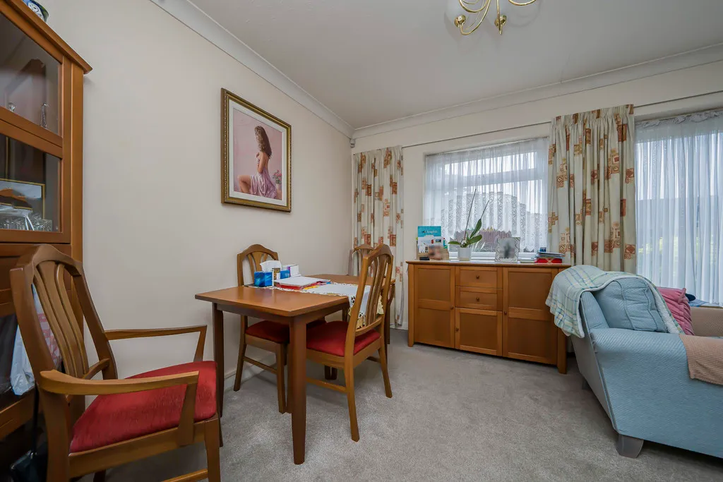 Long Lane, Hillingdon, photo 18