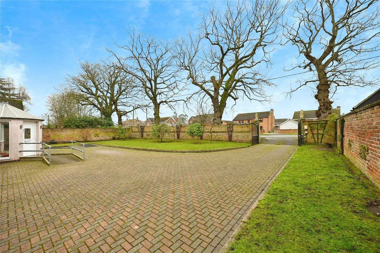 Manor Road, North Wootton, King's Lynn, Norfolk, PE30, photo 12