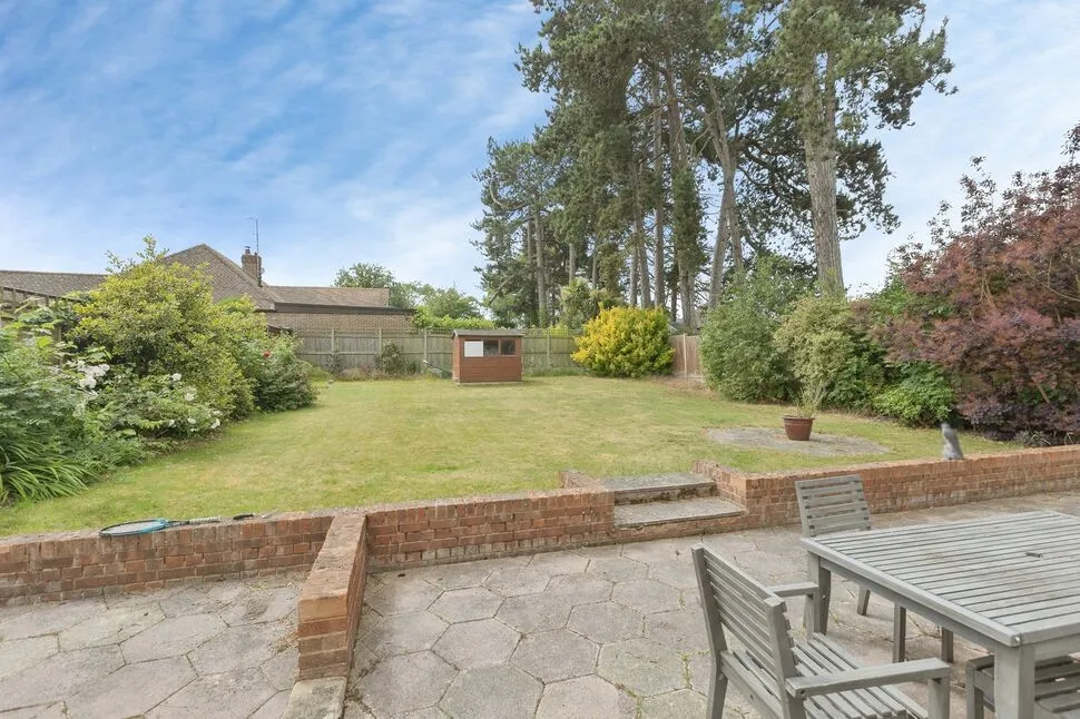 Fawkham Avenue, Longfield, Kent, DA3, photo 12