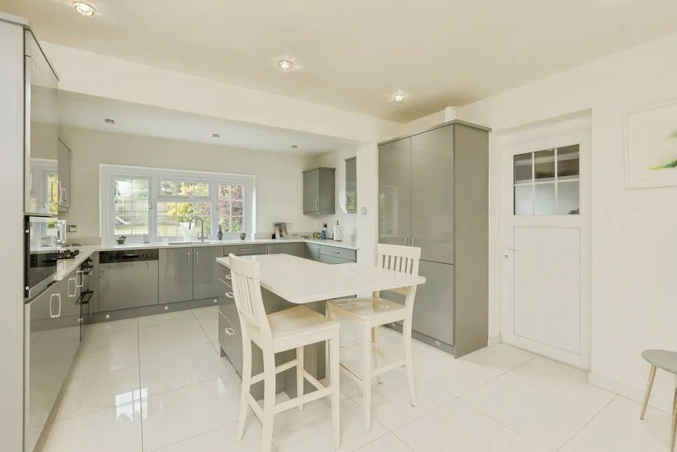 Fawkham Avenue, Longfield, Kent, DA3, photo 5