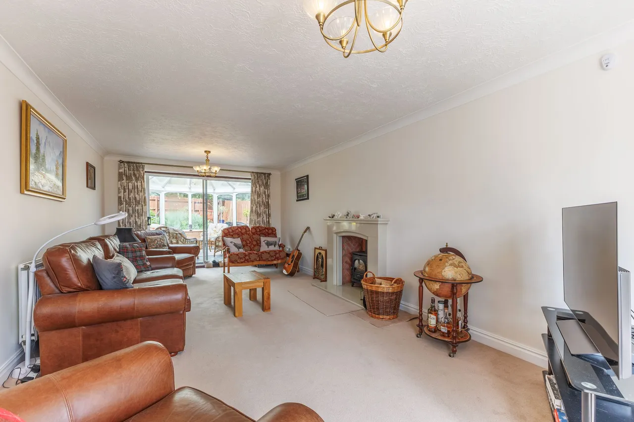 Conningsby Drive, Pershore, WR10, photo 9