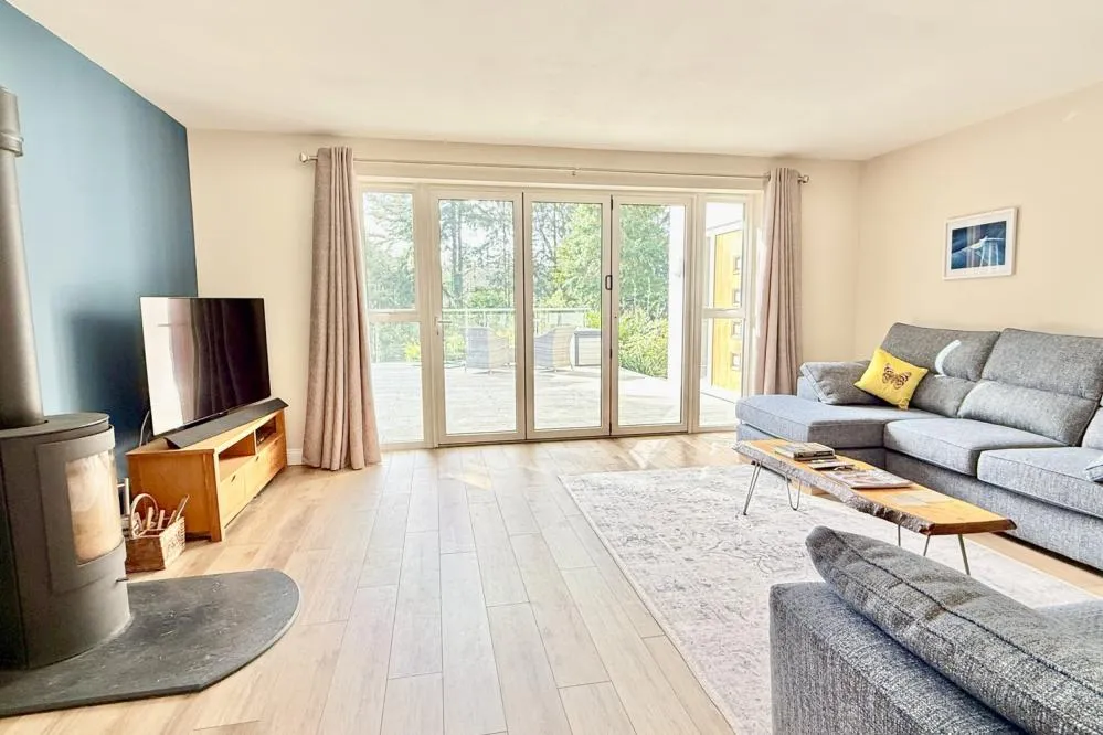 Struan Court, Ashley Heath, BH24, photo 16