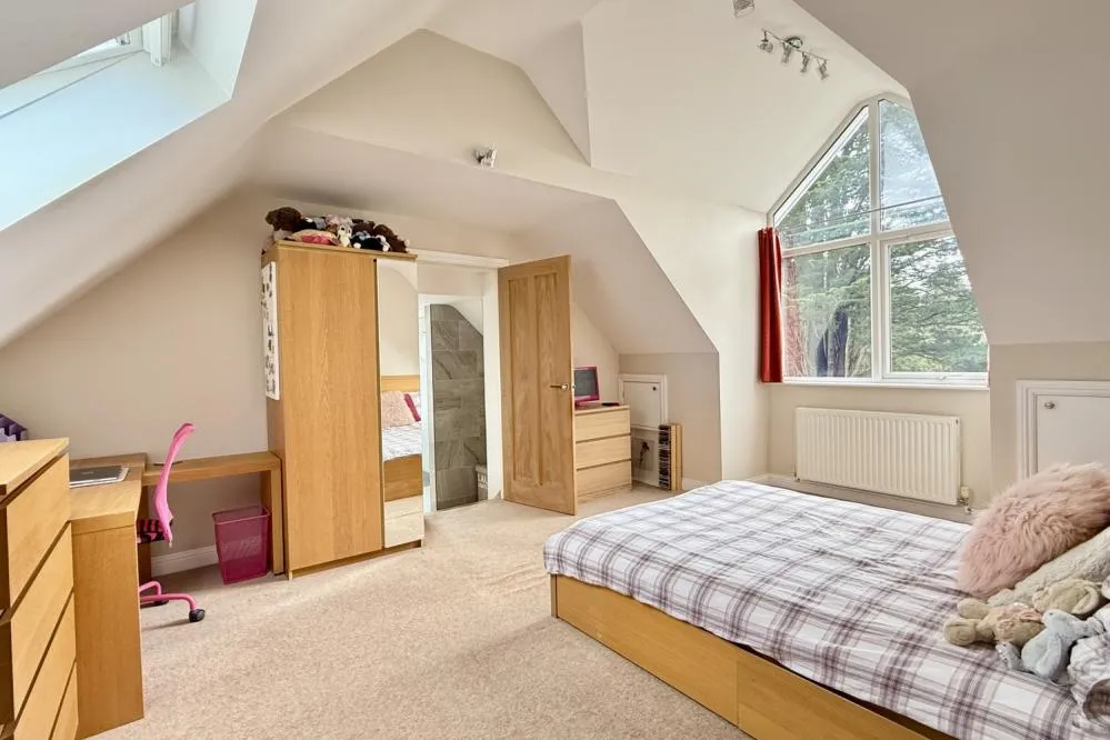 Struan Court, Ashley Heath, BH24, photo 21