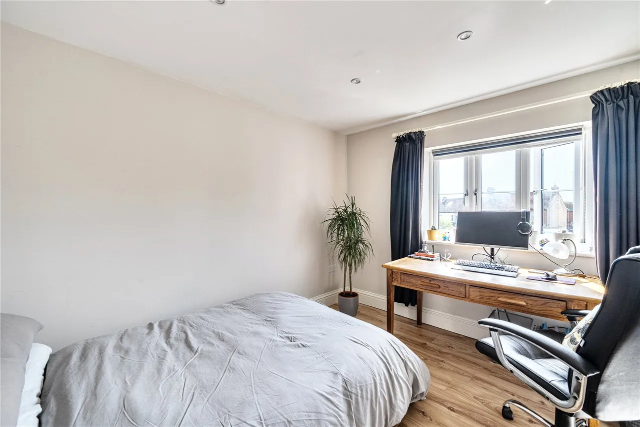 Hallett Gardens, Yeovil, Somerset, BA20 1BH, photo 19