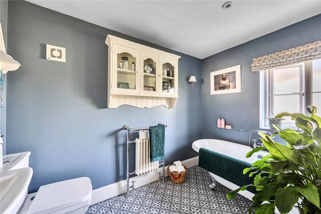 Hallett Gardens, Yeovil, Somerset, BA20 1BH, photo 15