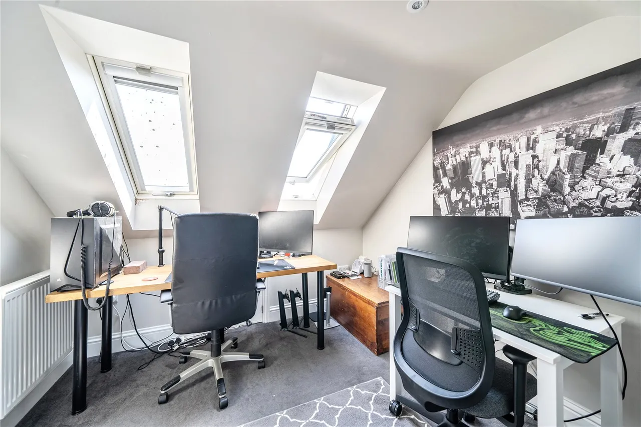 Hallett Gardens, Yeovil, Somerset, BA20 1BH, photo 20