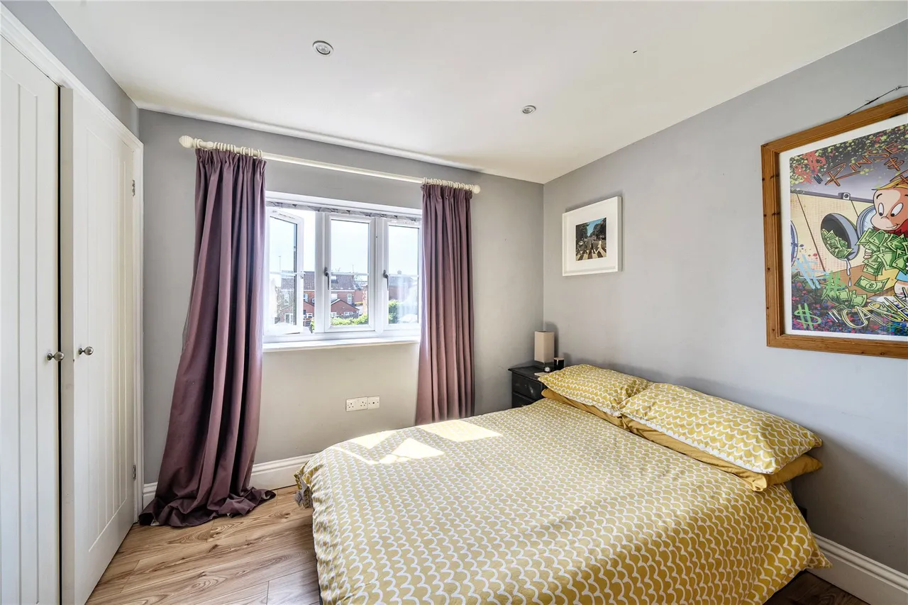 Hallett Gardens, Yeovil, Somerset, BA20 1BH, photo 16